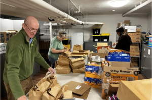 Brookline Thrives fights food insecurity bag by bag